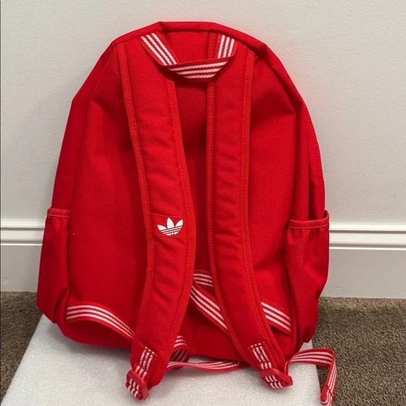 Adidas red full size logo backpack NWT - Picture 3 of 7
